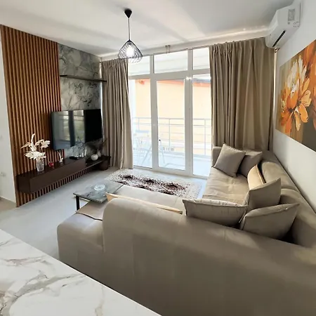 Azure Dream Durrës