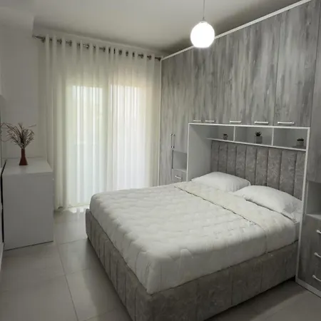 Azure Dream Durrës